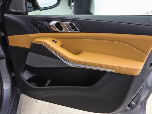 New 2026 BMW X5 xDrive50e w/ M Sport Package image 28