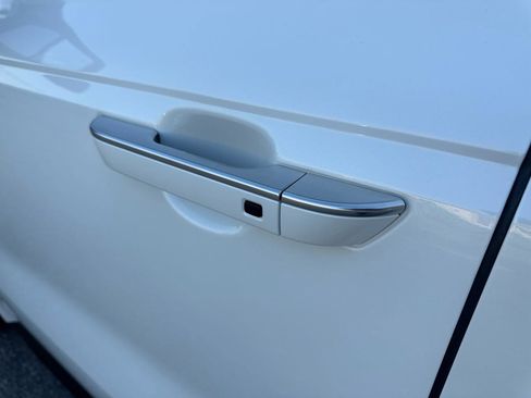 Used 2026 Kia Carnival LXS image 53