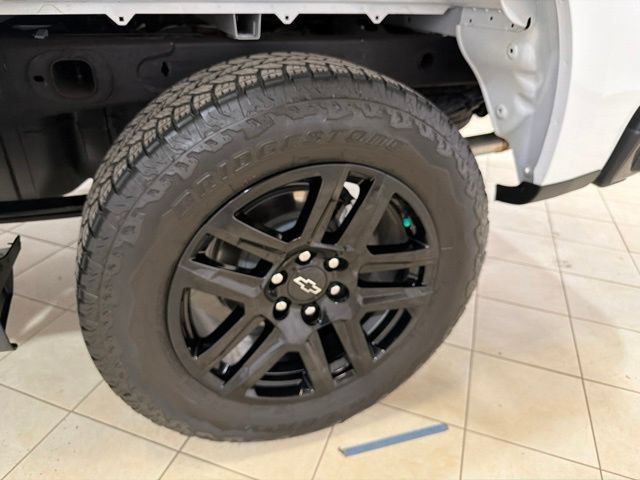 Used 2025 Chevrolet Silverado 1500 LT Trail Boss w/ Convenience Package II AWD/4WD image 27
