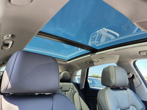 Certified 2025 Audi Q5 2.0T Premium Plus w/ Premium Plus Package image 19