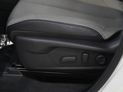 Certified 2026 Subaru Forester Premium AWD/4WD image 23