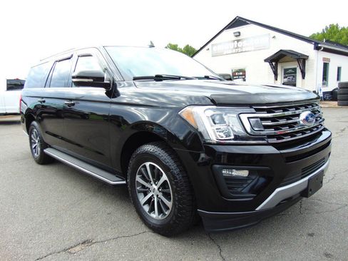 Used 2019 Ford Expedition Max XLT w/ Equipment Group 202A AWD/4WD image 68