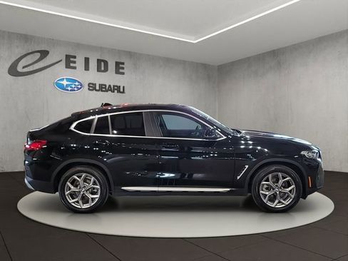 Used 2025 BMW X4 xDrive30i AWD/4WD image 5
