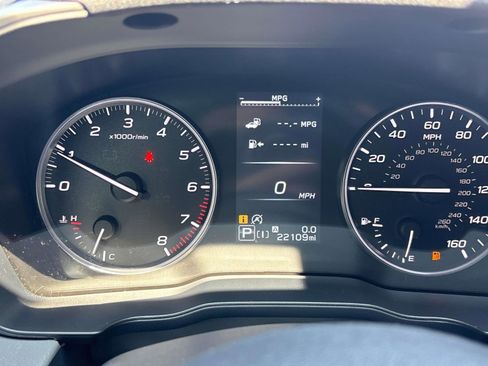 Used 2024 Subaru Crosstrek 2.0i Premium image 22