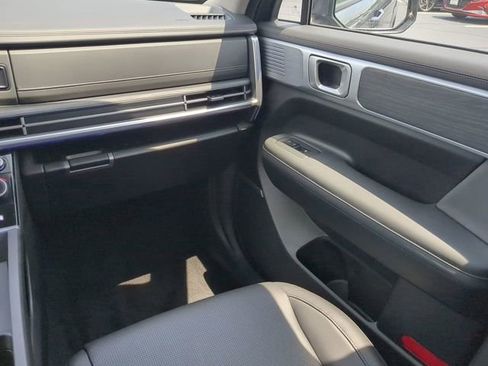 Used 2024 Hyundai Santa Fe Limited image 15