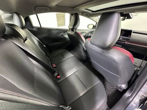Used 2023 Toyota Prius Prime FWD image 12