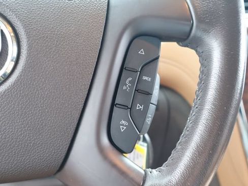 Used 2014 Buick Enclave Premium w/ Trailering Provision Package FWD image 25