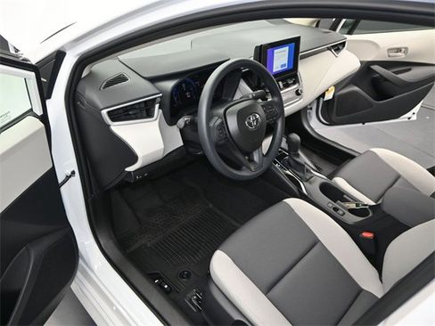 New 2026 Toyota Corolla LE image 4