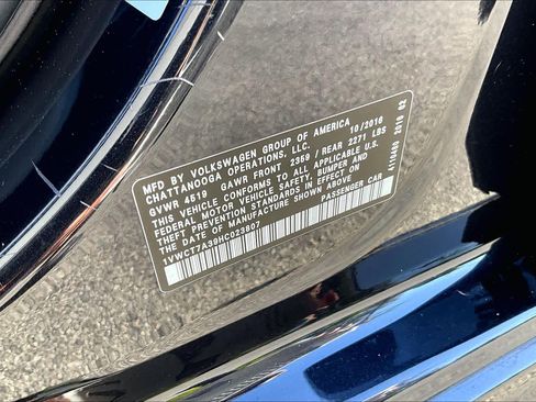 Used 2017 Volkswagen Passat 1.8T SEL Premium image 35