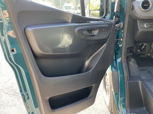 New 2025 Mercedes-Benz Sprinter 2500 image 20