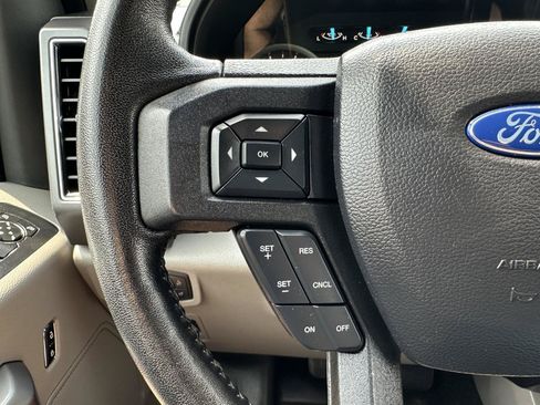 Used 2019 Ford F150 XLT w/ Equipment Group 302A Luxury AWD/4WD image 48