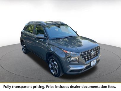 Used 2025 Hyundai Venue SEL