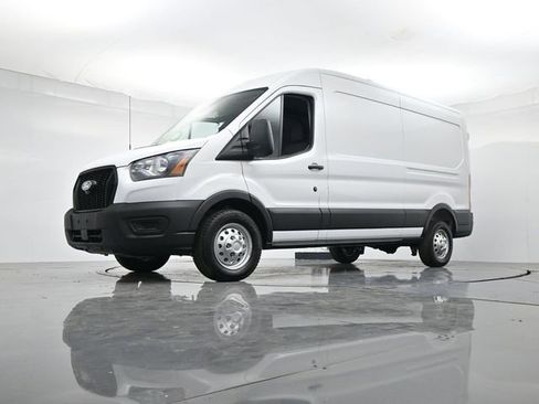 New 2026 Ford Transit 150 148 Medium Roof AWD image 40
