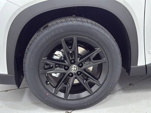 New 2026 Toyota Grand Highlander Platinum image 25