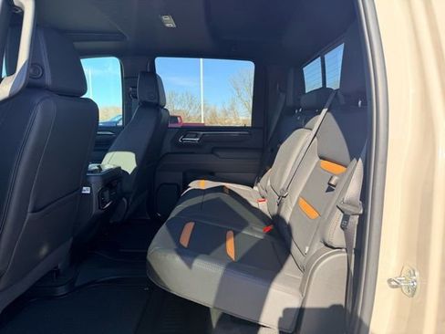 New 2026 GMC Sierra 2500 AT4 w/ AT4 Premium Plus Package image 18