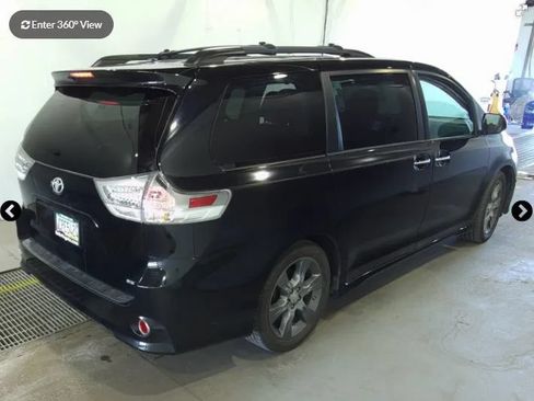 Used 2015 Toyota Sienna SE Premium FWD image 4