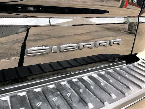 Certified 2023 GMC Sierra 1500 Denali image 30