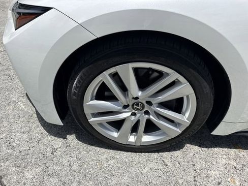Used 2024 Lexus IS 300 w/ Comfort Package RWD image 10
