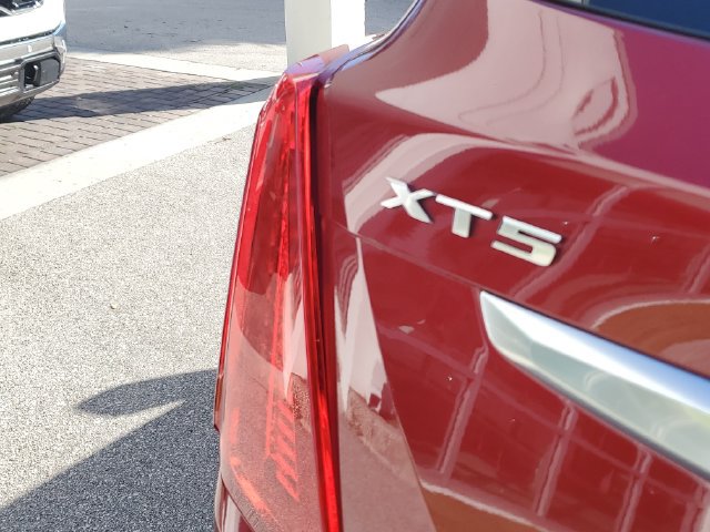 Certified 2019 Cadillac XT5 Luxury FWD image 29