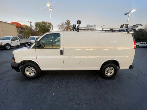 Used 2021 Chevrolet Express 2500 w/ Communications Package image 2