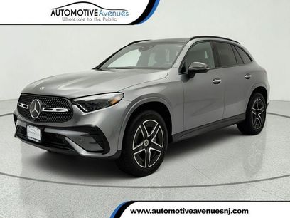 Used 2023 Mercedes-Benz GLC 300 4MATIC w/ Pinnacle Trim Package