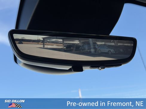 Certified 2025 GMC Sierra 1500 AT4 w/ AT4 Premium Package image 16