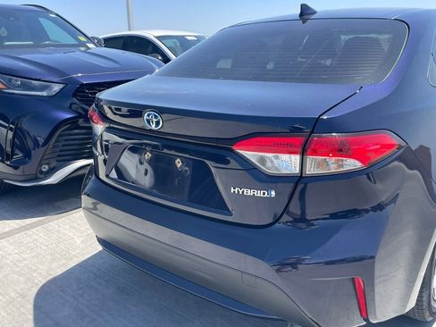 Used 2022 Toyota Corolla LE w/ Carpet Mat Package (TMS) FWD image 4