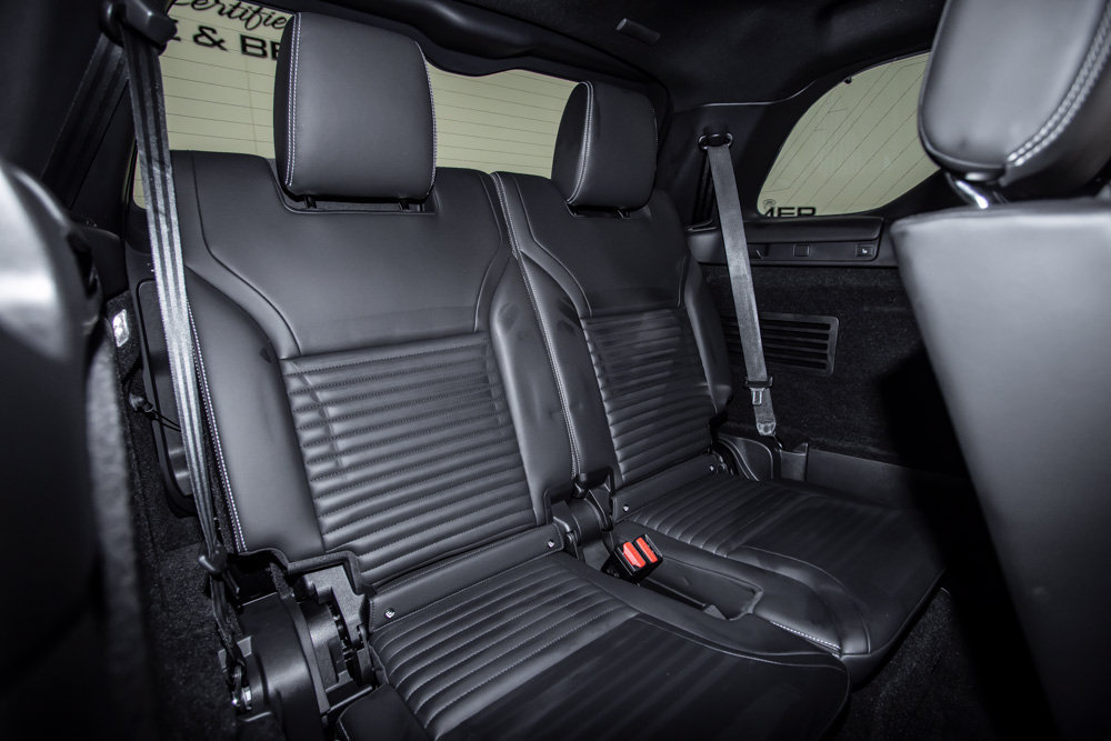 Used 2024 Land Rover Discovery Metropolitan Edition AWD/4WD image 17