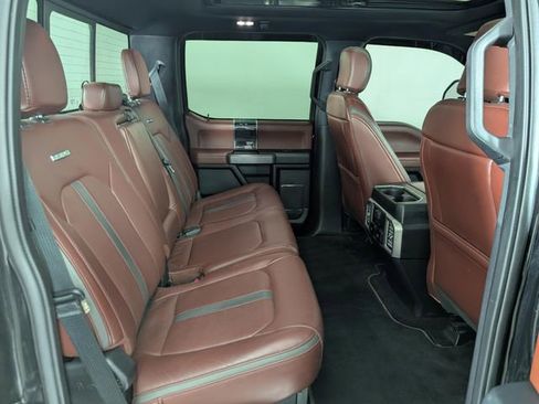 Used 2020 Ford F450 Platinum w/ FX4 Off-Road Package AWD/4WD image 16