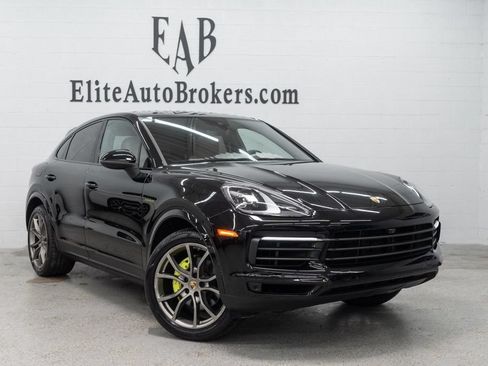 Used 2023 Porsche Cayenne Platinum Edition AWD/4WD image 57