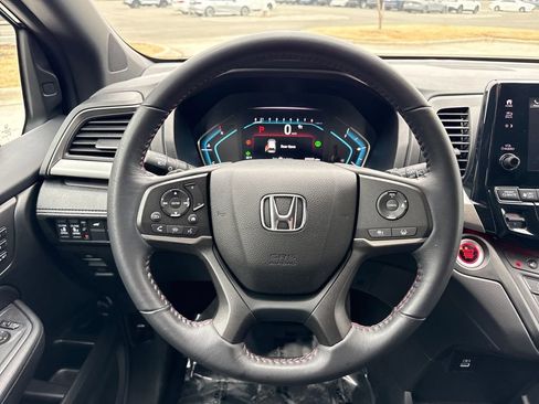 Used 2023 Honda Odyssey Sport image 18