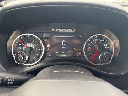 New 2026 RAM 1500 4x4 Crew Cab image 28