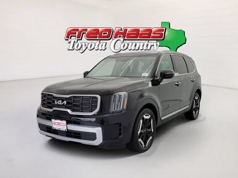 Used 2025 Kia Telluride S AWD/4WD image 1