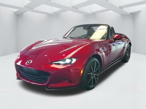 New 2025 MAZDA MX-5 Miata Grand Touring w/ Weather Package image 9