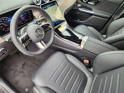 Certified 2025 Mercedes-Benz GLC 300 4MATIC image 5