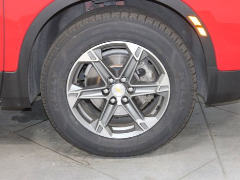 Used 2024 Chevrolet Blazer LT image 12