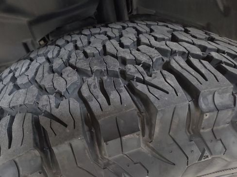 Used 2024 Jeep Wrangler Unlimited Sport AWD/4WD image 26