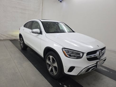 Used 2023 Mercedes-Benz GLC 300 4MATIC Coupe image 6