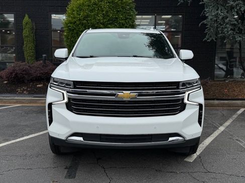 Used 2023 Chevrolet Tahoe LT w/ Luxury Package RWD image 3