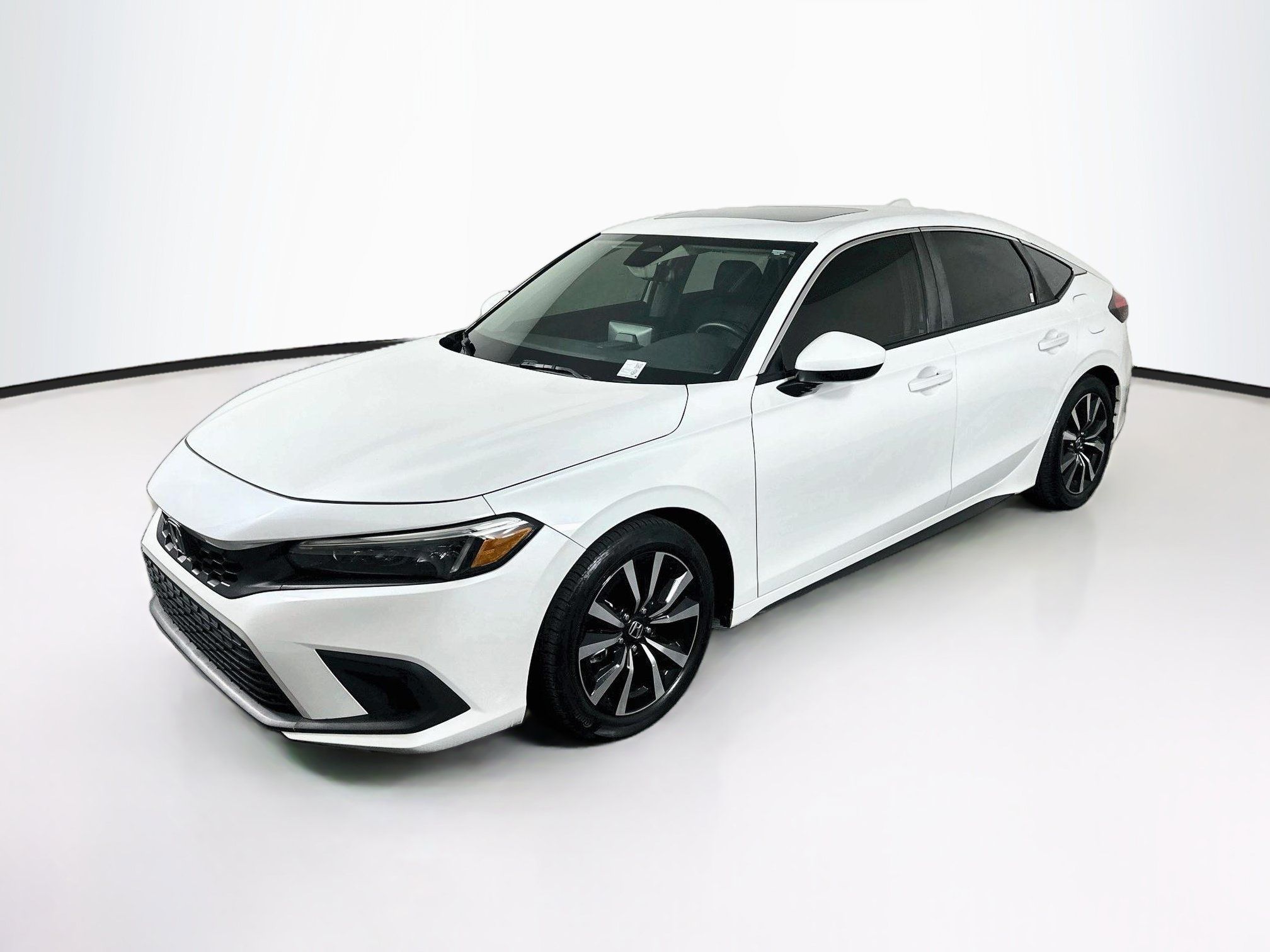 Used 2024 Honda Civic EX-L image 3