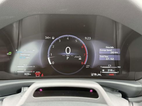 Used 2025 Lexus LX 600 4WD w/ Accessory Package (Z1) image 31