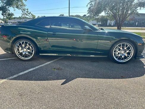 Used 2015 Chevrolet Camaro SS w/ Green Flash Special Edition RWD image 10