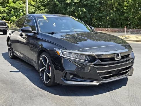 Used 2022 Honda Accord Sport image 2