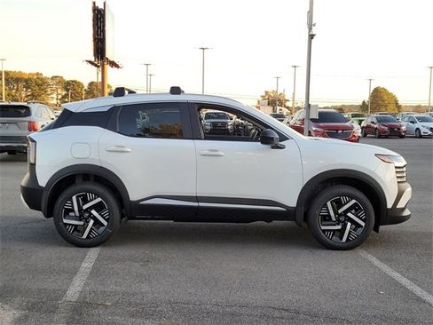 New 2026 Nissan Kicks SV w/ Cold Weather Package image 2