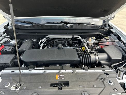 New 2026 Chevrolet Colorado W/T w/ WT Custom Package RWD image 8