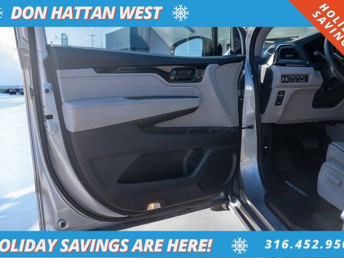 Used 2023 Honda Odyssey Elite image 15