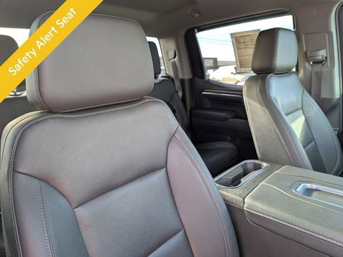 Used 2022 GMC Sierra 1500 SLT image 18