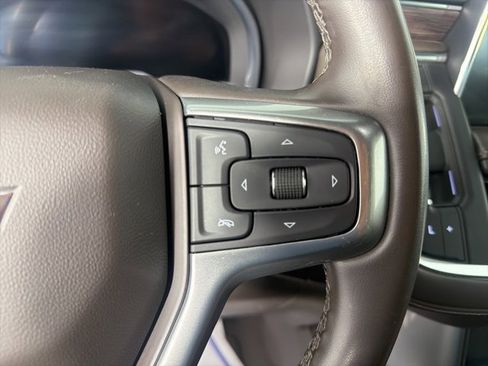 Used 2023 Chevrolet Suburban LT image 20