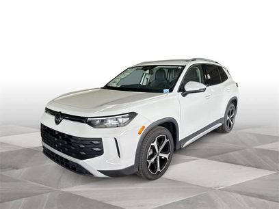 New 2026 Volkswagen Tiguan SE