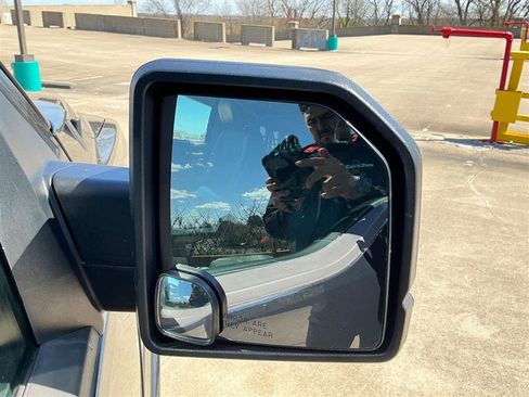 Used 2015 Ford F150 Lariat w/ Equipment Group 502A Luxury image 14